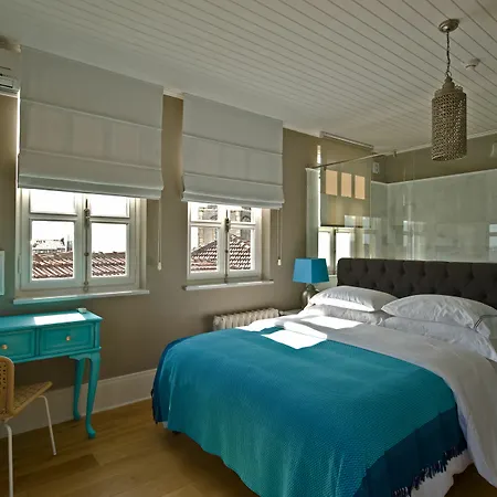Balkon Apartment *